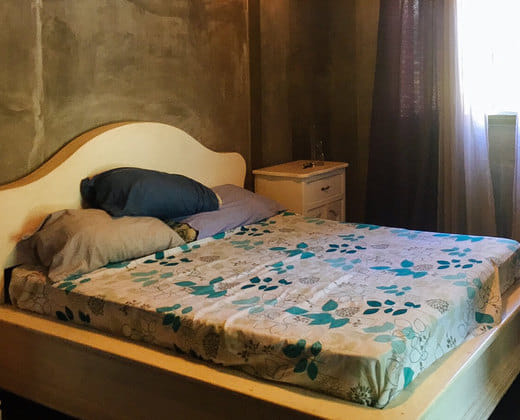 RedDoorz Hostel @ Madrias Pension House Isabela
