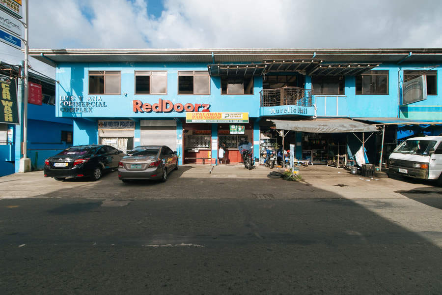 Reddoorz Plus near Municipality of Luisiana Laguna