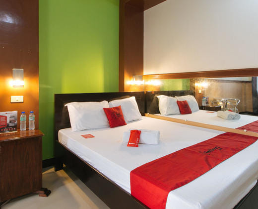 Reddoorz Plus near Municipality of Luisiana Laguna