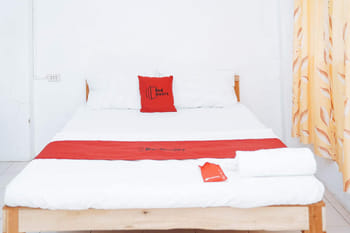 RedDoorz @ St. Anthony Beach Resort