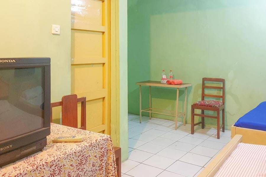 Hotel Jaya Kusuma near Candi Prambanan