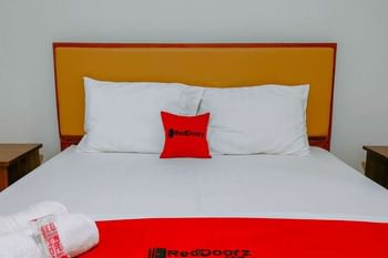 RedDoorz @ Omah Candi Sari near Airport YIA