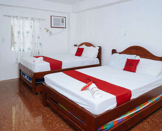RedDoorz Plus @ Papa Tasie Camotes