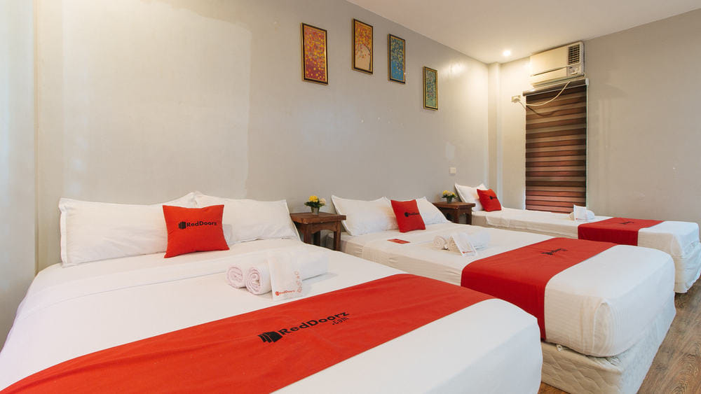 RedDoorz Executive Family Room