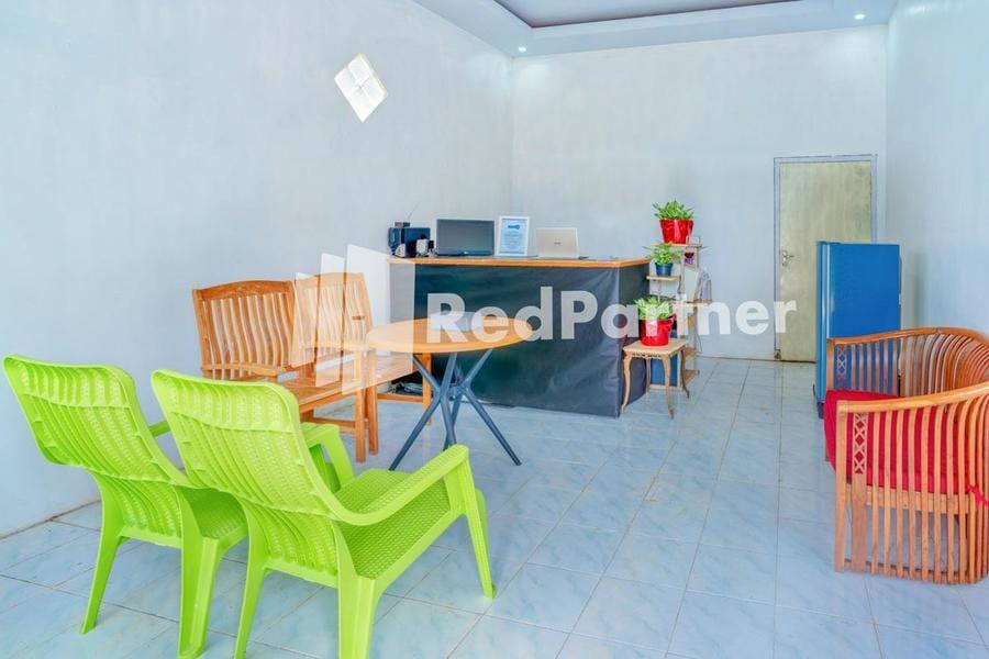 Griya Rahayu Guesthouse RedPartner near Jatim Park 2 Batu
