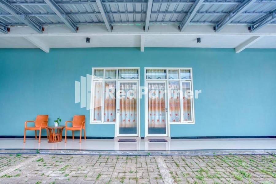 Griya Rahayu Guesthouse RedPartner near Jatim Park 2 Batu