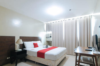 RedDoorz near Osmena Highway 1