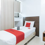 RedDoorz near Osmena Highway 1