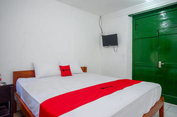 RedDoorz Syariah @ Ndalem Kembang Sore Yogyakarta