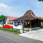 RedDoorz Syariah @ Ndalem Kembang Sore Yogyakarta