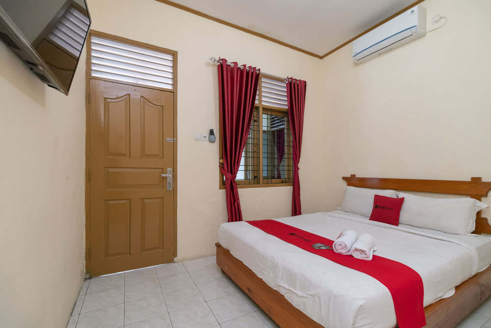 RedDoorz Premium