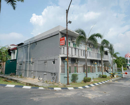RedDoorz Syariah near RS Awal Bros Batam