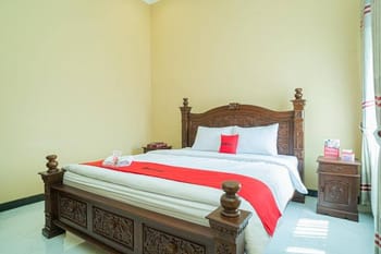 RedDoorz Syariah near RSUD Kota Malang