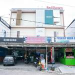 RedDoorz @ MERR Rungkut Jl Gunung Anyar