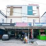 RedDoorz @ MERR Rungkut Jl Gunung Anyar