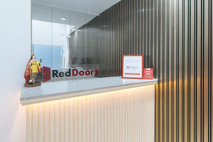 RedDoorz @ St Catherine Residences Olongapo City