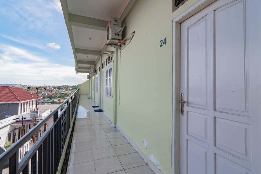 RedDoorz Syariah near Terminal Batu Ampar 2 Balikpapan