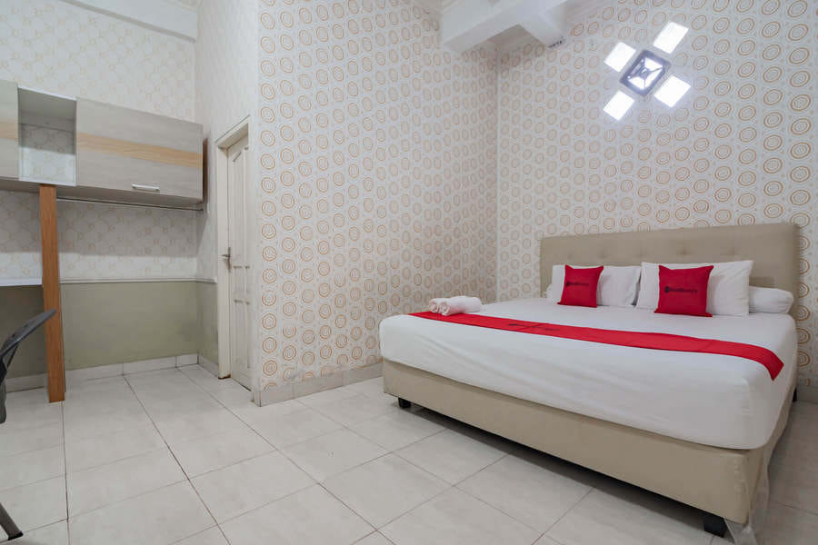 RedDoorz Syariah near Terminal Batu Ampar 2 Balikpapan