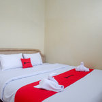 RedDoorz Syariah near Terminal Mendolo Wonosobo 2