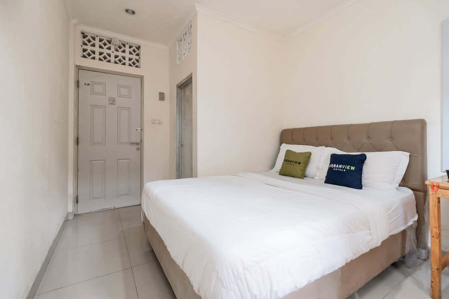 Urbanview Hotel Minongga Pondok Labu