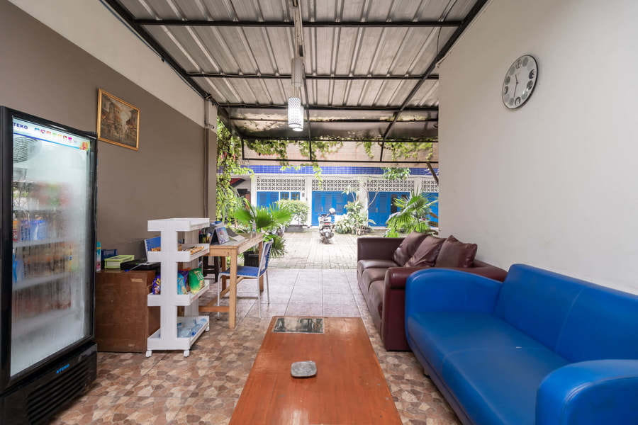 Urbanview Hotel Minongga Pondok Labu