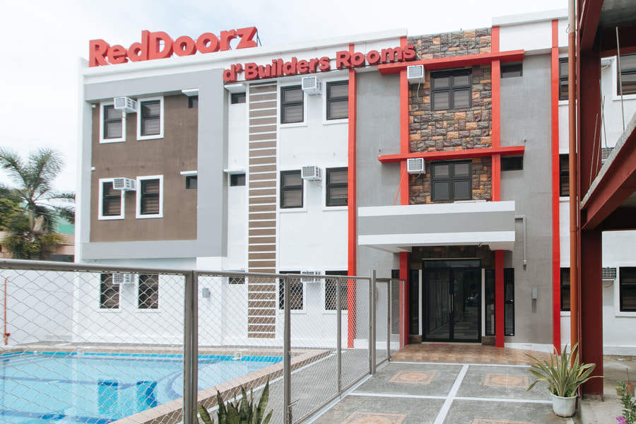 RedDoorz Plus @ DBuilders Poblacion BGC