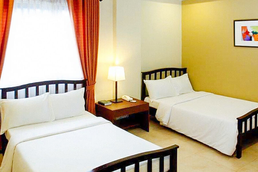 RedDoorz Plus @ Conclave Hotel Davao City