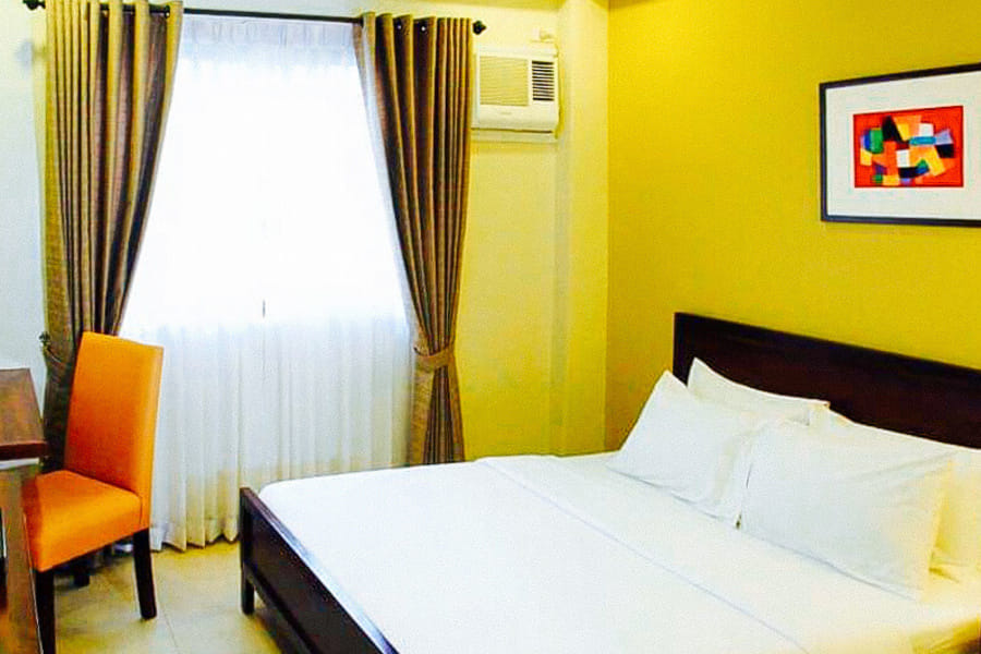 RedDoorz Plus @ Conclave Hotel Davao City