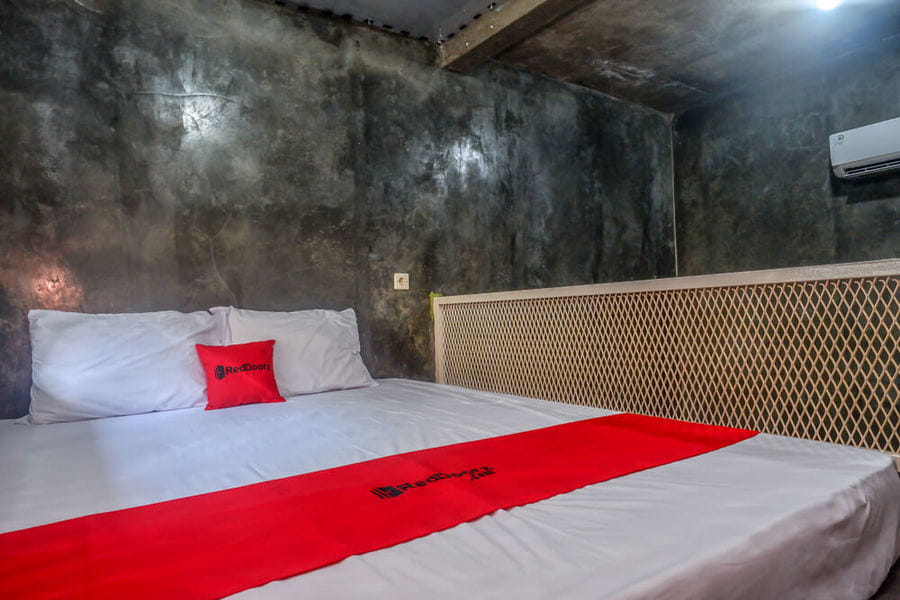 RedDoorz near Jumbo Mall Sragen