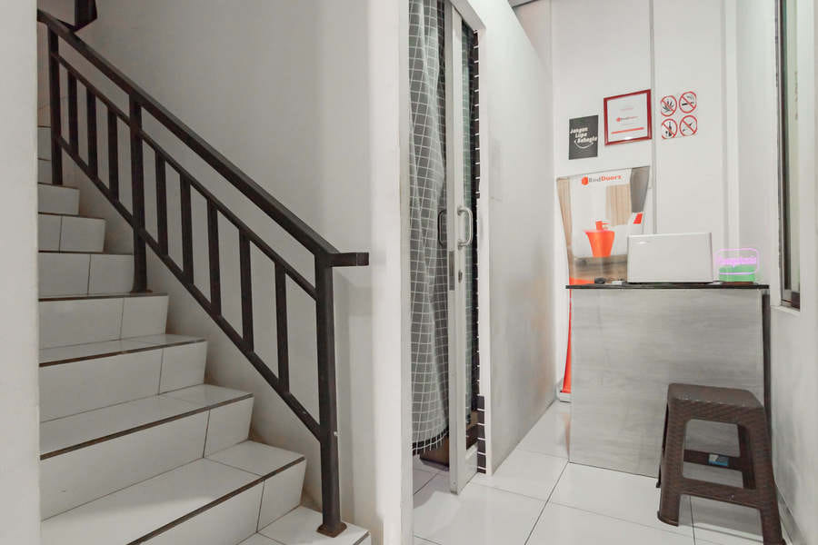 RedDoorz @ Galuh Mas