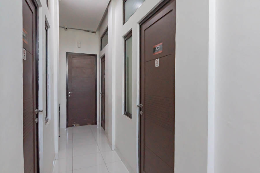 RedDoorz @ Galuh Mas