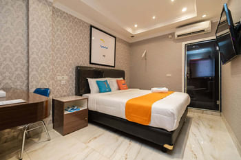 Sans Hotel Beauty Palembang