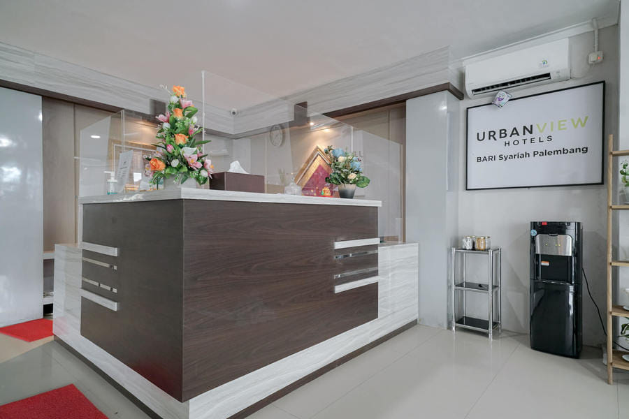 Urbanview Hotel Bari Syariah Palembang by RedDoorz