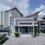 Urbanview Hotel Syariah Ratu Kuring Gisting