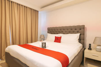 RedDoorz Plus @ La Belle Residences Makati City
