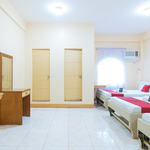 RedDoorz @ Goldland Spring Resort Urdaneta City