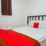 RedDoorz @ Jalan Somba Opu Losari