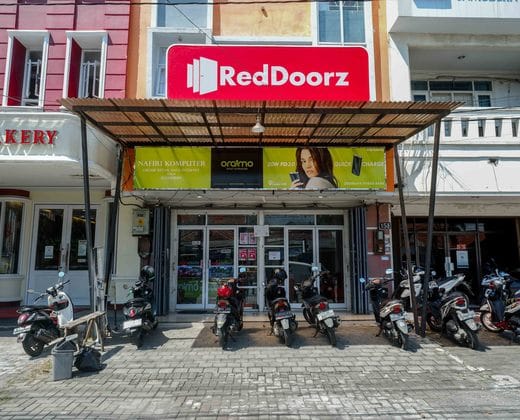 RedDoorz Syariah @ Kelud Sampangan Semarang