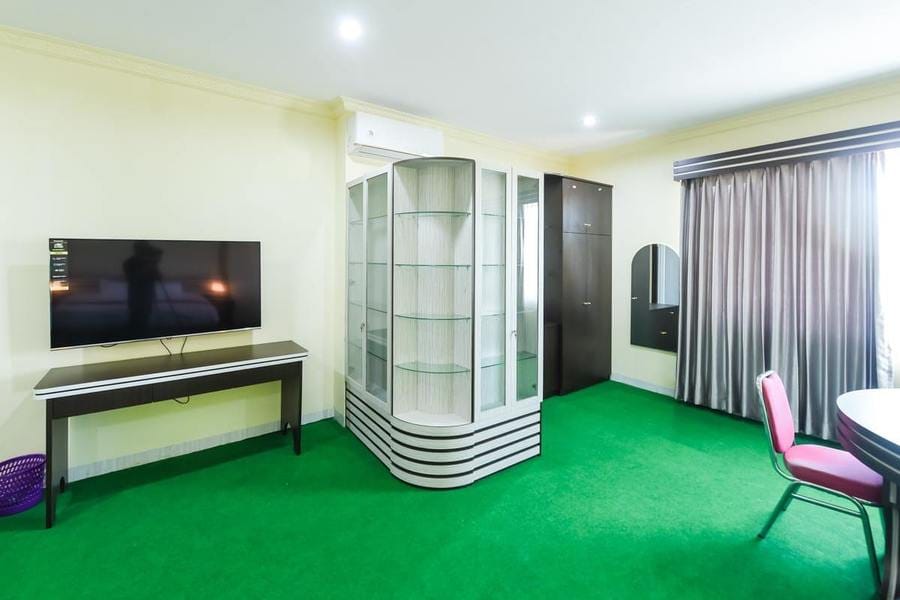 RedDoorz @ Brother Homestay Kupang