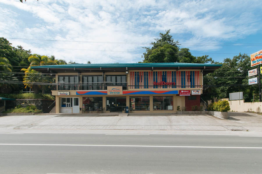 RedDoorz @ Laiya Vivo Hotel Batangas