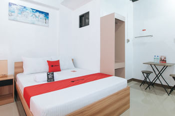 RedDoorz Near Iloilo International Airport