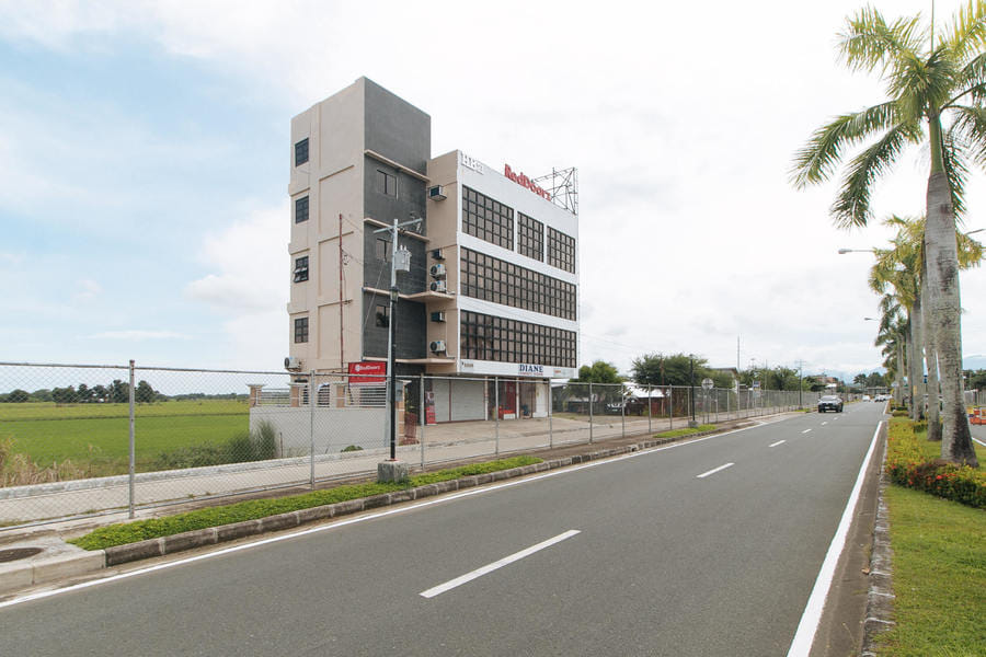 RedDoorz Near Iloilo International Airport
