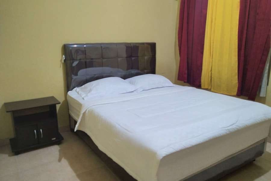 Hotel Pekalongan Syariah Mitra RedDoorz