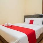 RedDoorz Syariah near Jembatan Merah Plaza