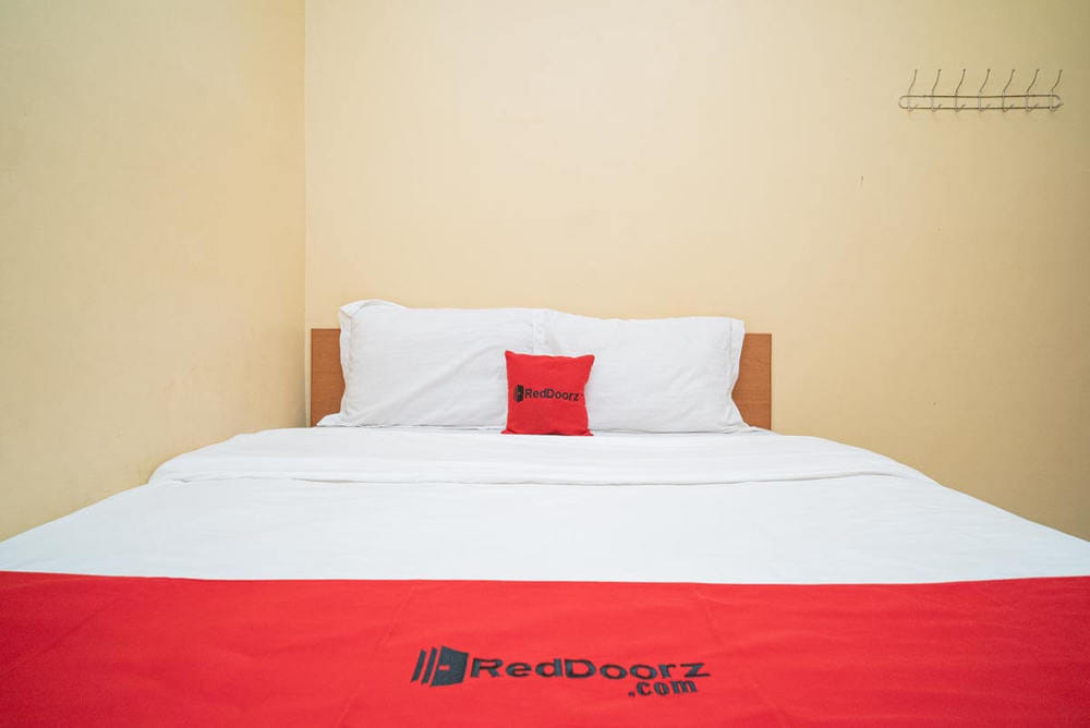 RedDoorz Room