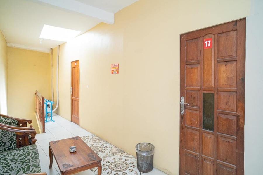 RedDoorz Syariah near Suramadu