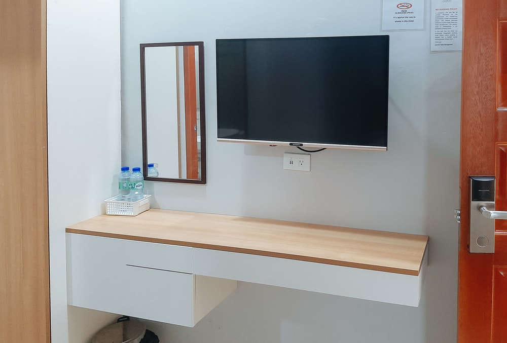 RedDoorz Deluxe Room