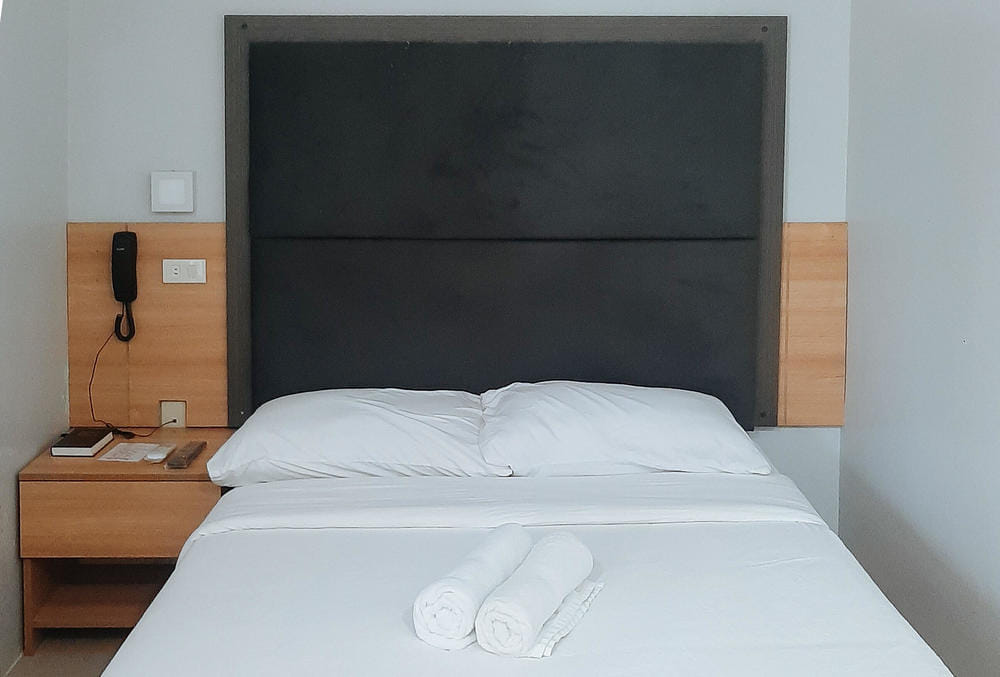 RedDoorz Standard Room