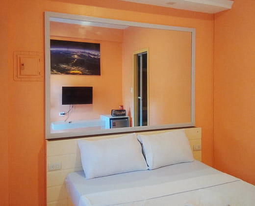 RedDoorz @ Southern Suites Guimaras
