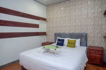 Urbanview Hotel Mountain Palace Kopeng